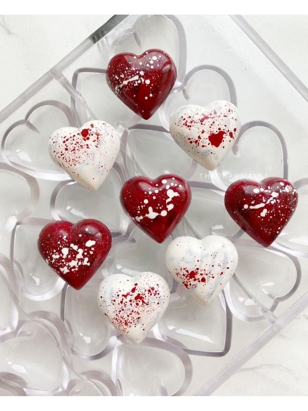 CM 1510 HEART PRALINE CHOCOLATE MOULD