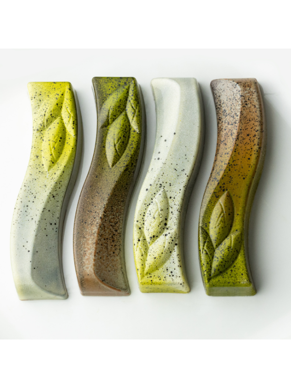 CM 3436 LUIS AMADO SIGNATURE CURVY BAR CHOCOLATE MOULD