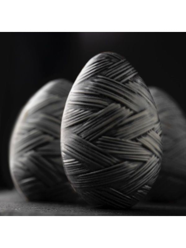 CM 3659 STRIPE EGG 40,8gr CHOCOLATE MOULD