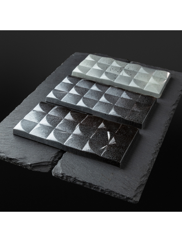 CM 3814 CHECHERS TABLET CHOCOLATE MOULD