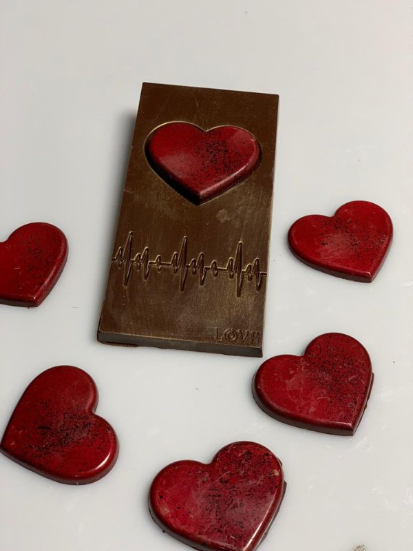 CM 3842 LUIS AMADO SIGNATURE RYTHM TABLET CHOCOLATE MOULD