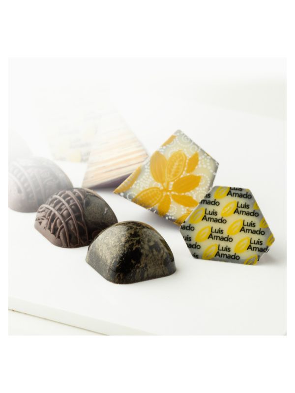 CM 4103 SOFT SQUARE 9gr PRALINE CHOCOLATE MOULD