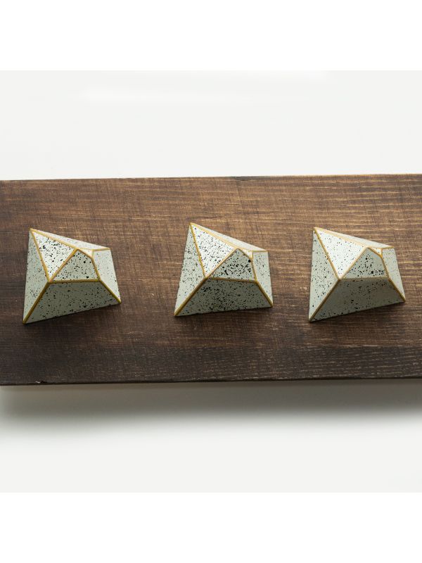 polycarbonate pyramid chocolate mold, pyramid praline chocolate mold, geometric chocolate mould, faceted chocolate mold, 3D pyramid chocolate mold, angular chocolate mould, gemstone chocolate mold, diamond style chocolate mold, pyramid bonbon mold, modern praline chocolate mold, decorative chocolate mold, professional polycarbonate chocolate mold, filled chocolate mold, artisan chocolate mold, confectionery chocolate mold, chocolate casting mold, reusable chocolate mold, rigid chocolate mould